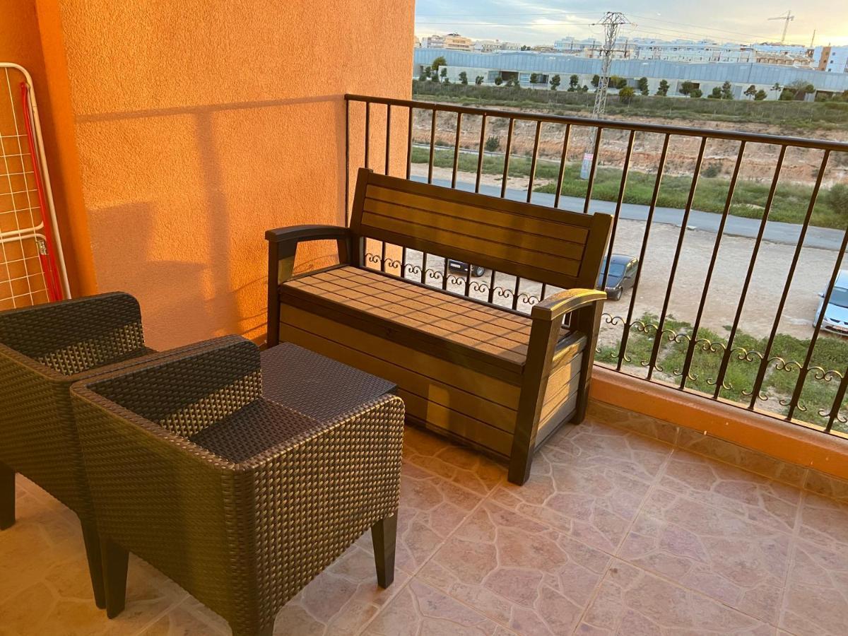 Lovely Apartment In Playa Flamenca Орихуела Екстериор снимка